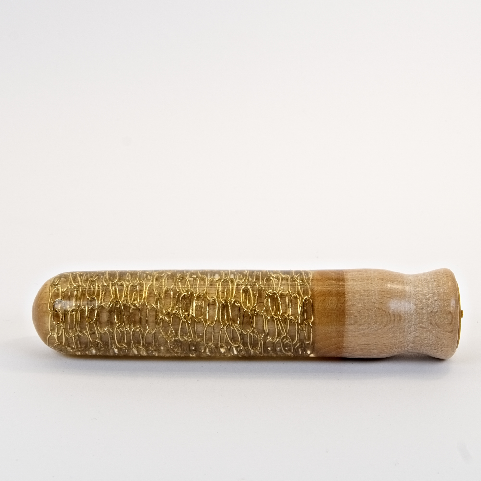 Holzdildo mit Epoxidharz & Ketten – handgefertigt – Bild 3