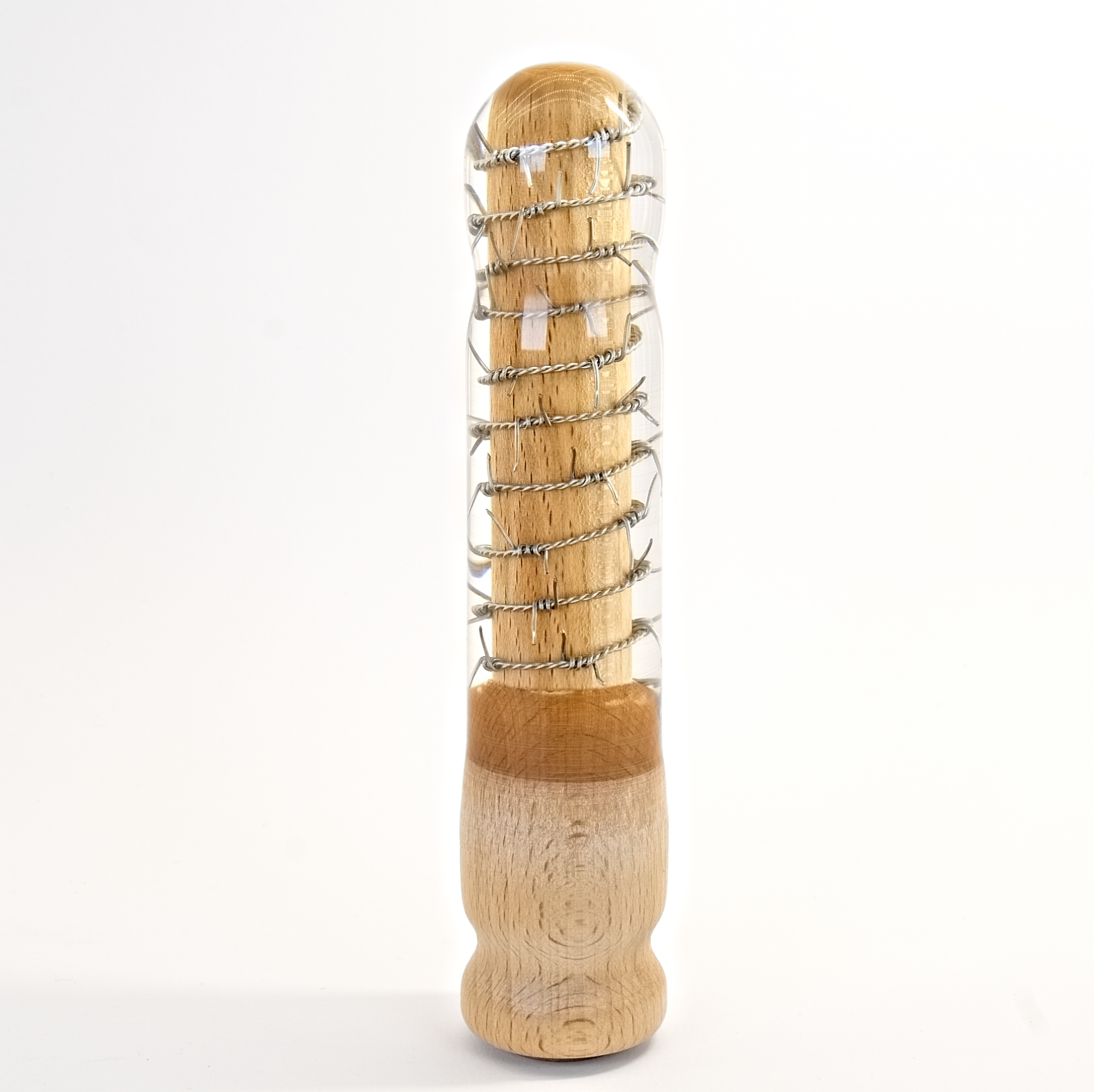 Holzdildo mit biologischem Epoxidharz – Stacheldraht Design